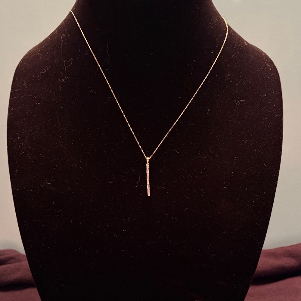 10k Gold Pendant Necklace
